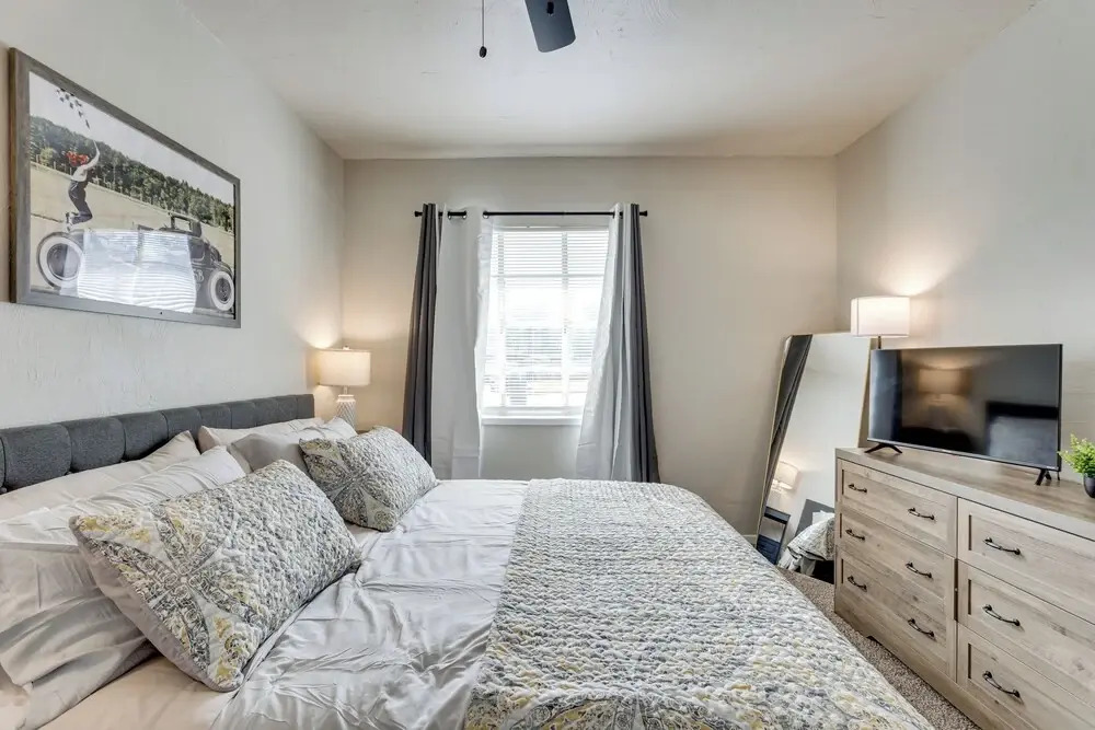 4 Mi to Fort Sill: Modern Home w/ Private Yard — фото 6