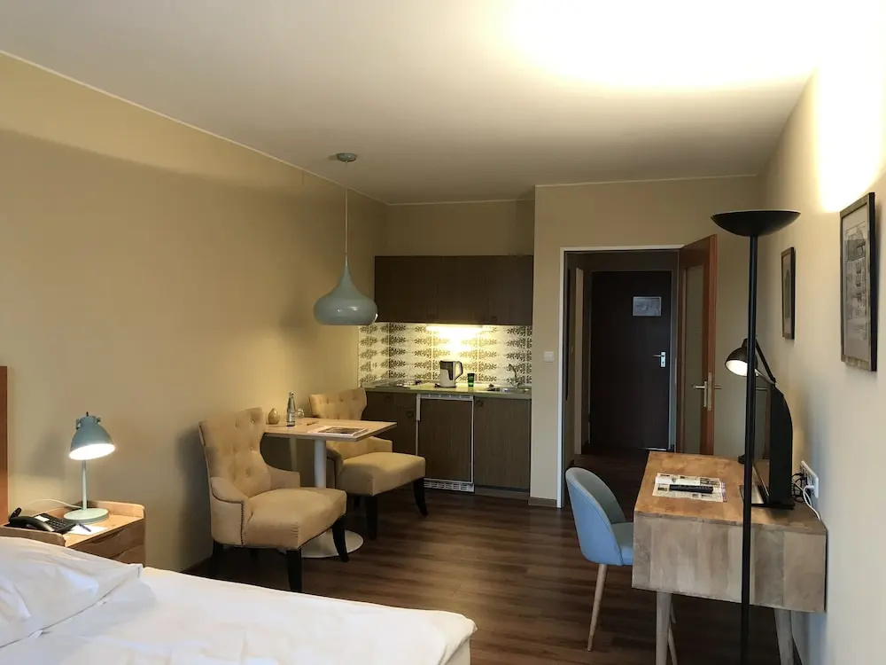 Standard Double room with balcony (full double bed)