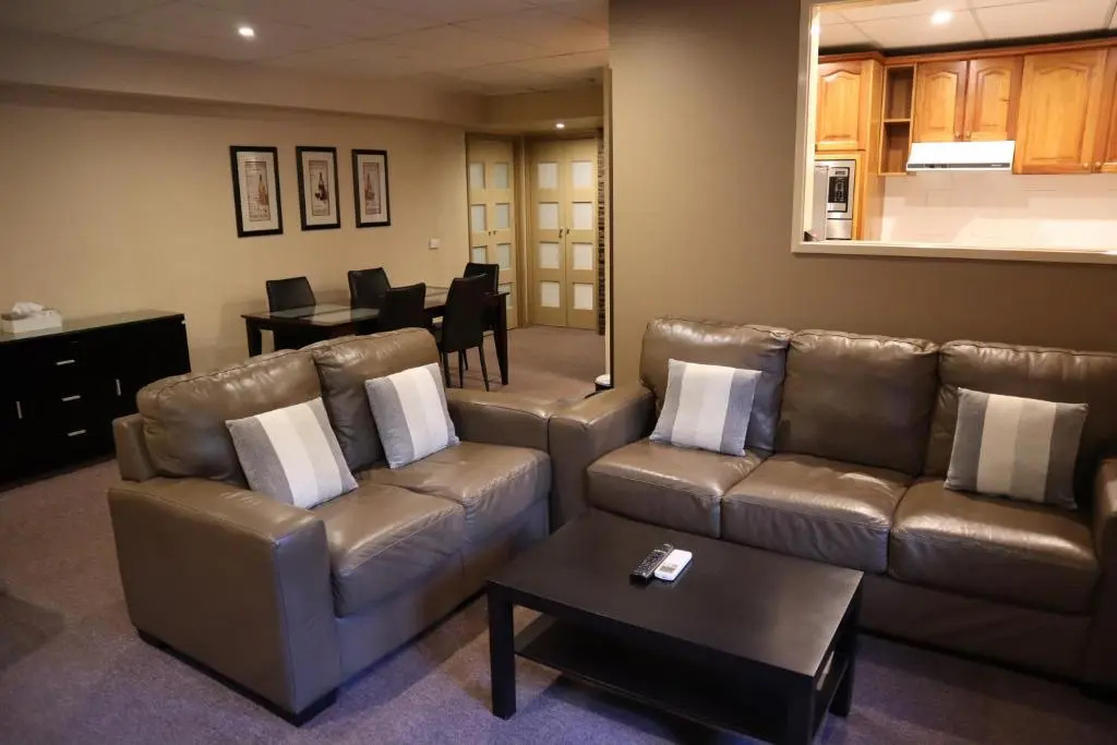 2 Bedrooms Apartment