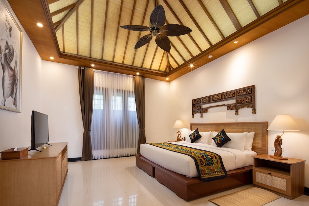 Отель Giri Bhagawan Villas Spa в Беное