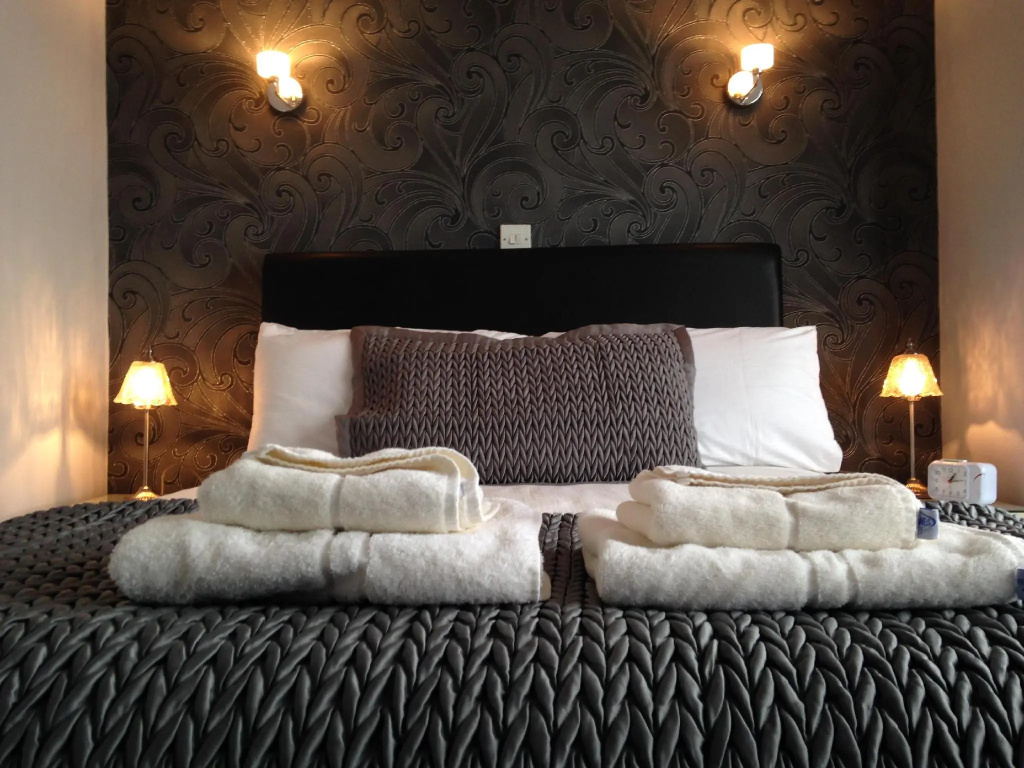 Superior Double room with sea view (full double bed)