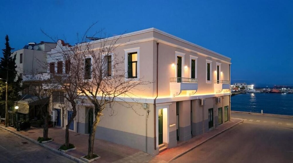 Promenade Chios Port Residences