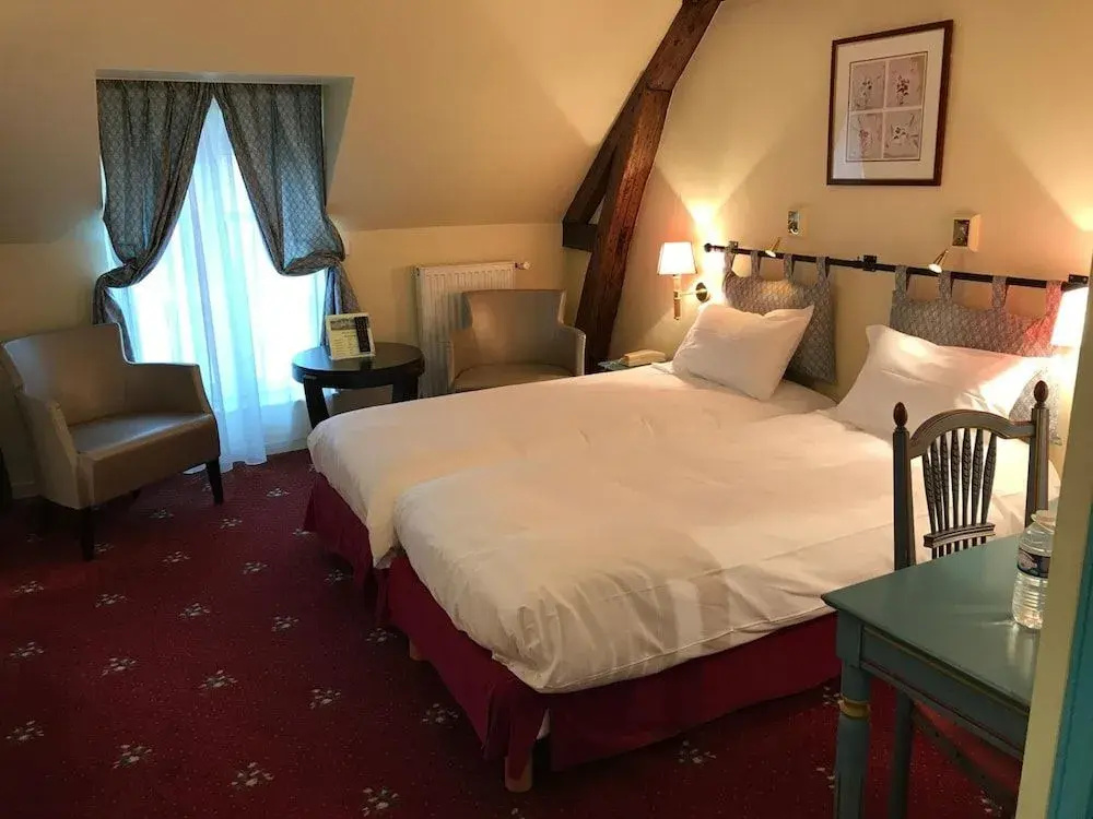 Afficher la photo 6 — Hotel Le Cheval Blanc