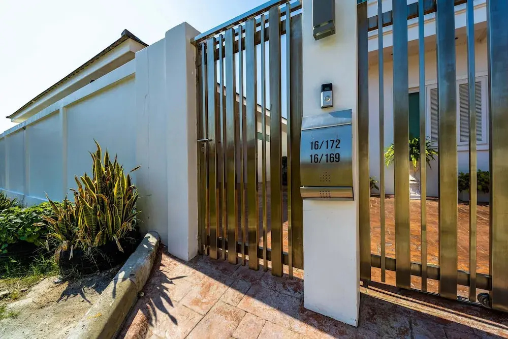 Modern Large 2 Bedroom Pool Villa - PV2