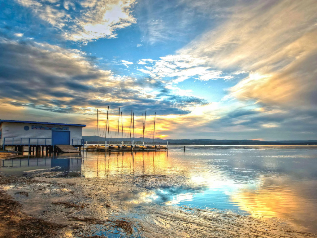 Beach & Waterfront