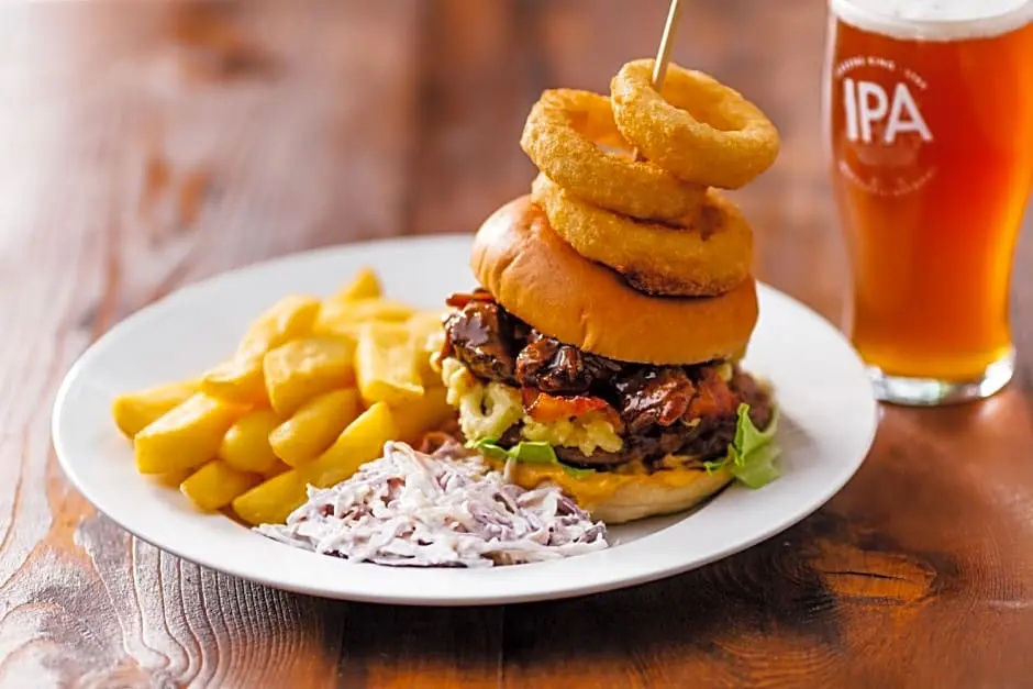 Food & Beverage