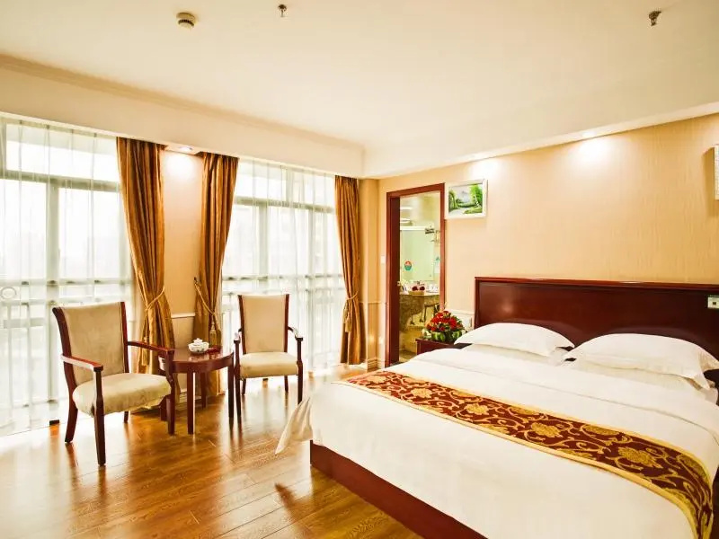 GreenTree Inn Jieyang North Linjiang Road Express Hotel - Chambres
