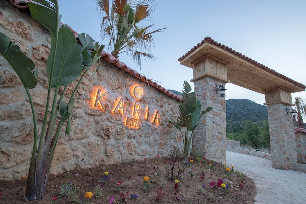Karia Hotel Palamutbuku
