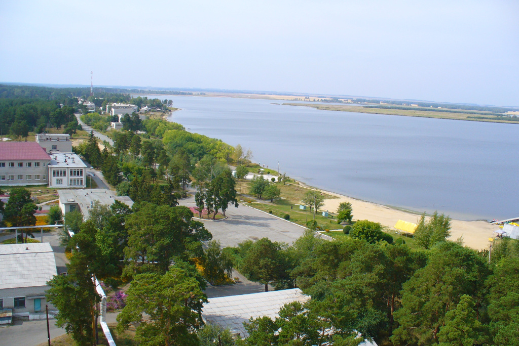 Beach & Waterfront