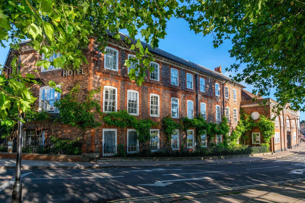 The Relais Henley