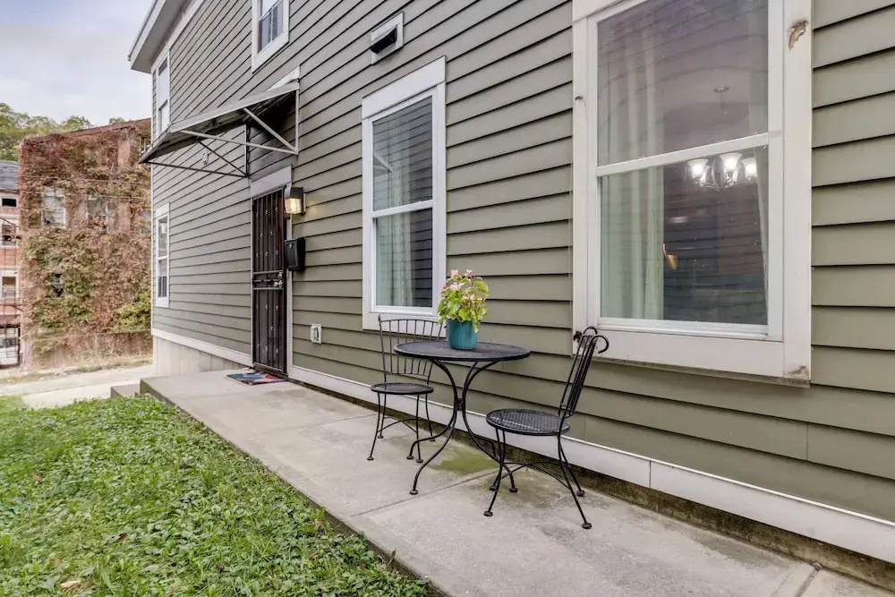 Queen City Charm Near University & Hospitals!