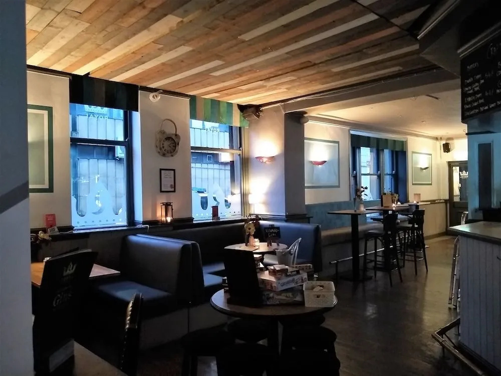 The Royal Hotel and Bar - Général