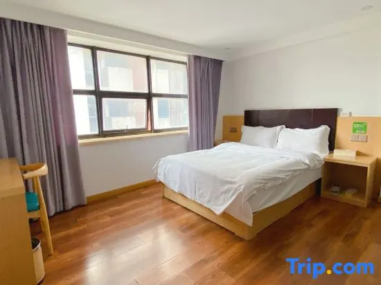 Superior Double room (full double bed)