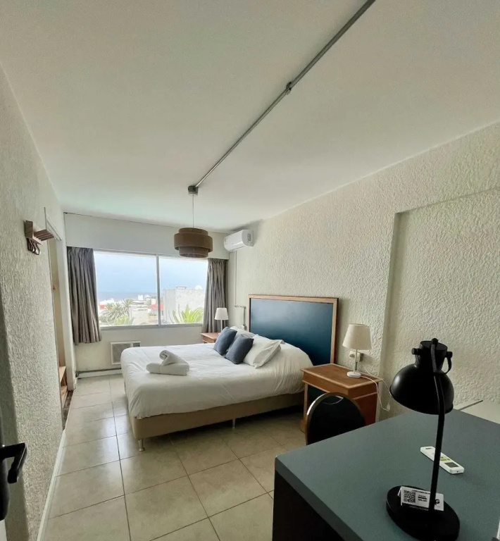 Standard Double room with sea view (full double bed)