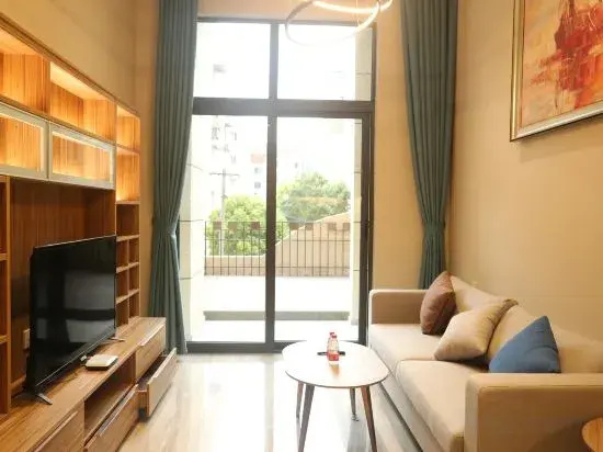 Balcony & Terrace