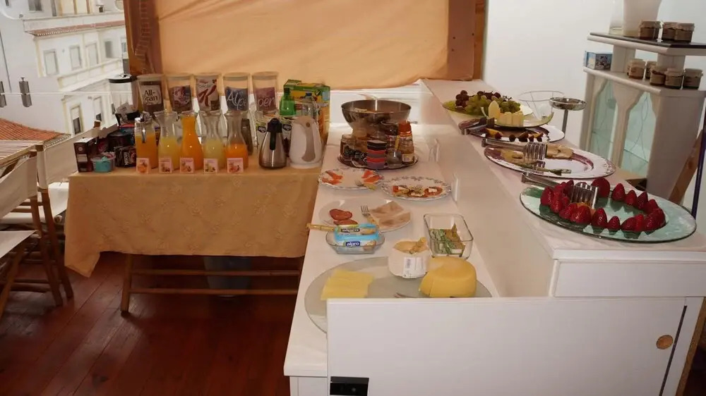 Inn Seventies by null