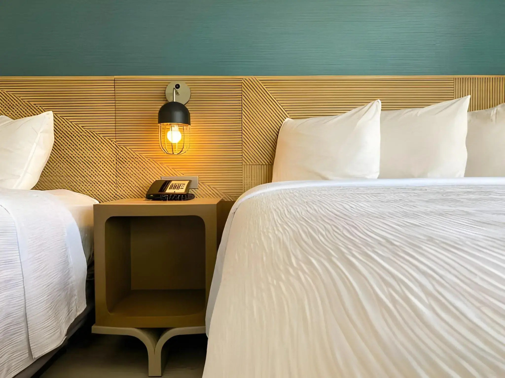 Marseilles Beachfront Hotel - Général
