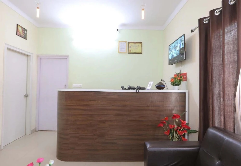 Lobby & Reception