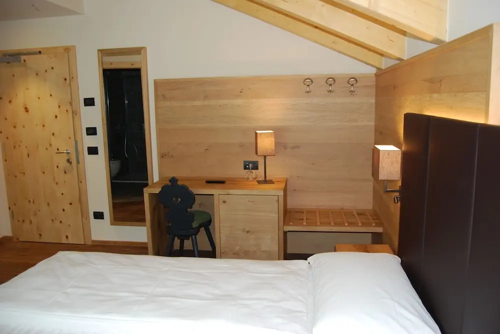1 Bedroom Comfort room