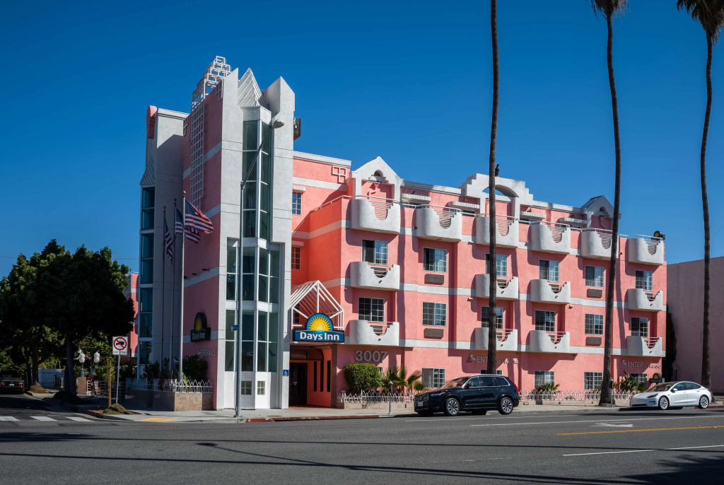 Days Inn by Wyndham Santa Monica — фото