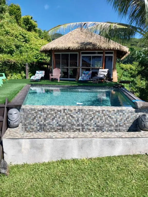 Deluxe Bungalow