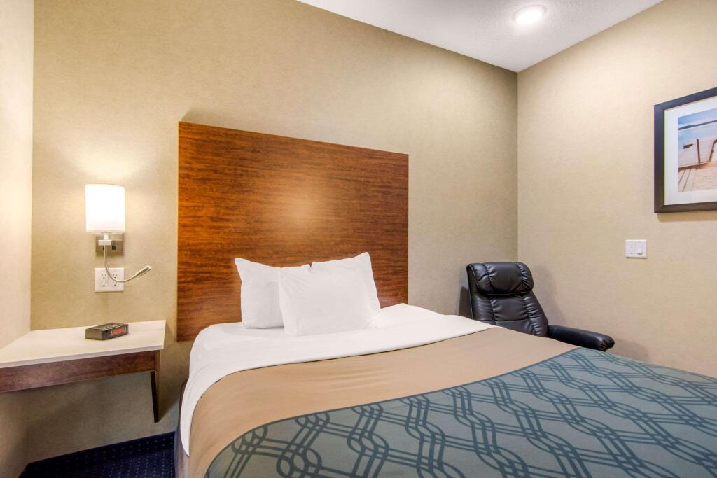 Econo Lodge - фото 4