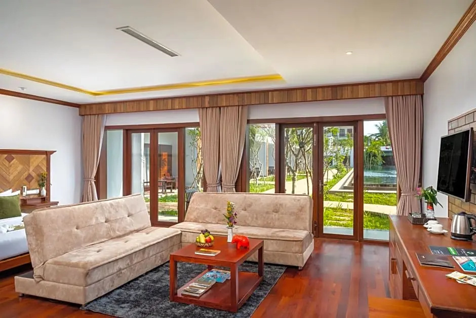 Luxury Double room with balcony and with pool view full double bed