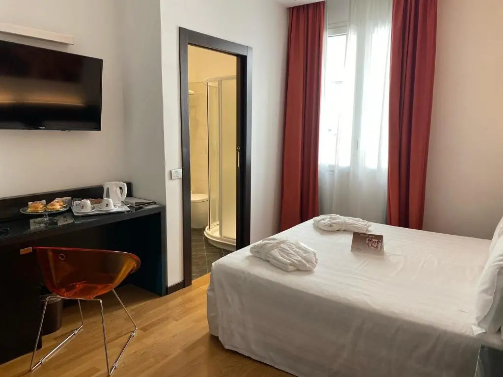 Card International Hotel - Chambres
