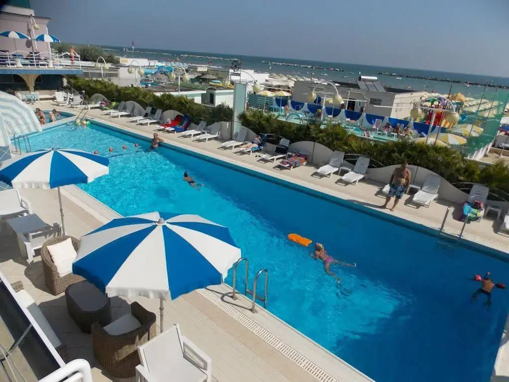 Hotel photo 13