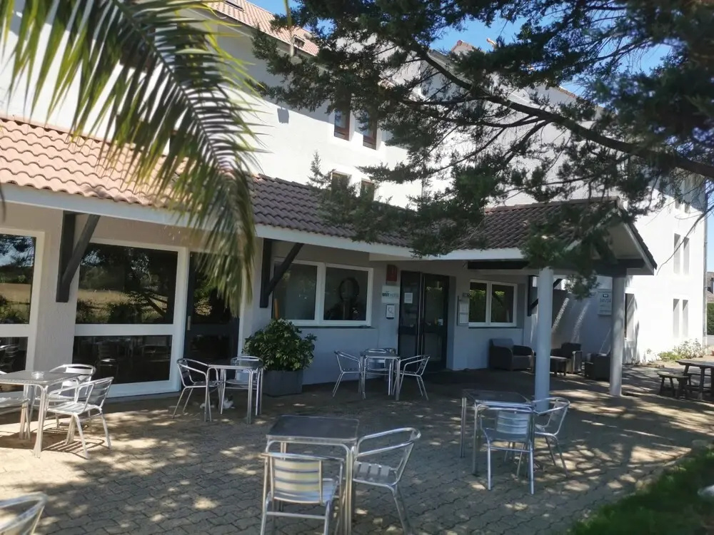 Brit Hotel Confort Pau Lons - Chambres