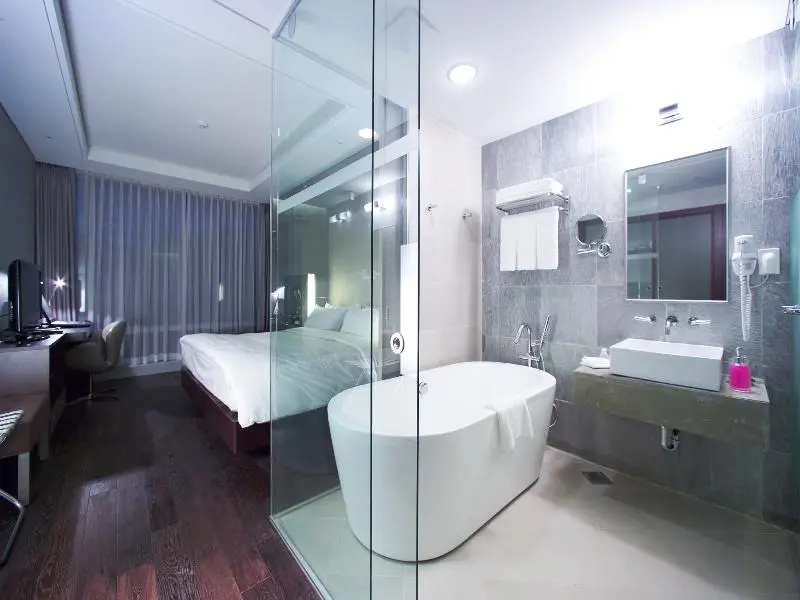 Grand Mercure Ambassador Changwon - Chambres