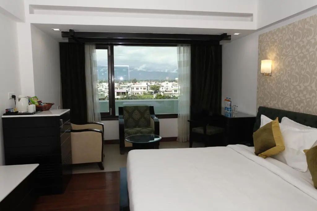 Hotel Saffron Leaf - Chambres