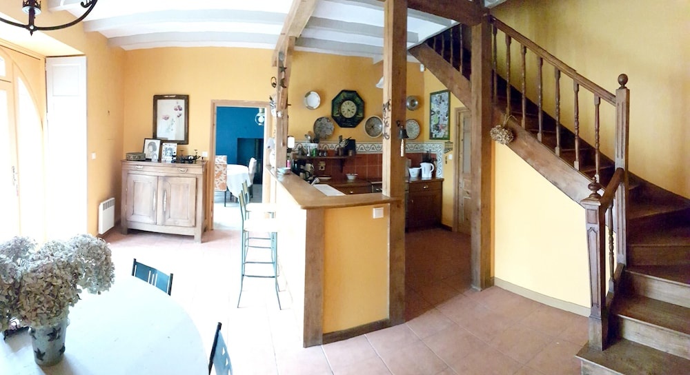 House With 3 Bedrooms in Ploubazlanec, With Furnished Garden and Wifi