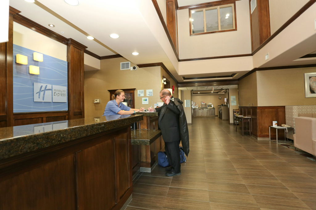 Holiday Inn Express & Suites - Vernon by IHG - Général