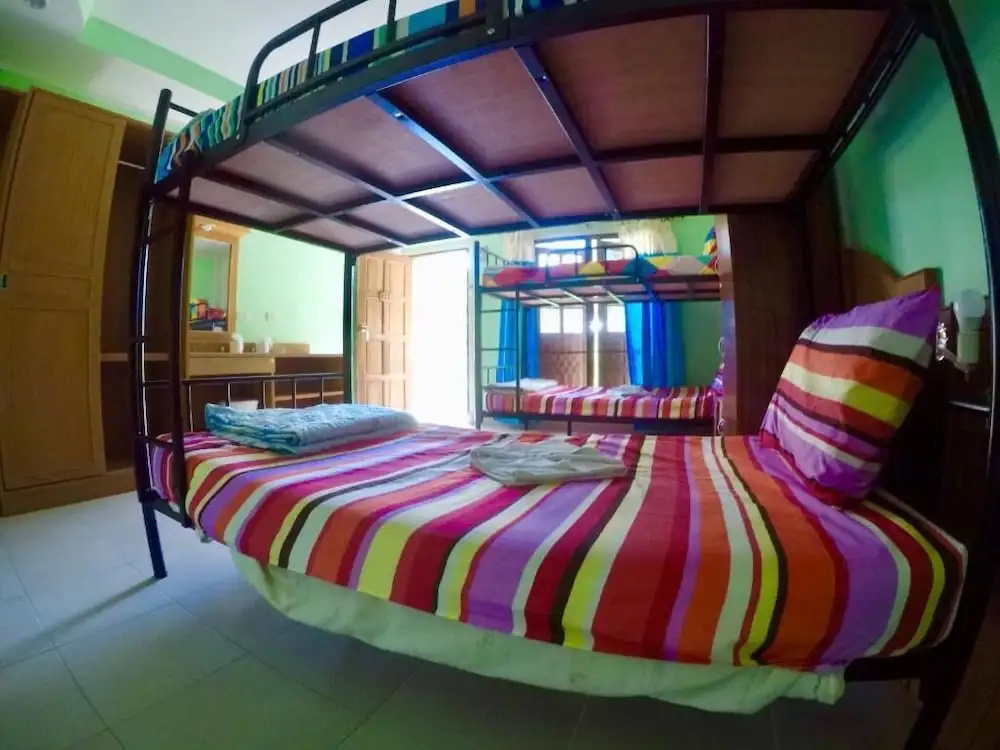 Economy room