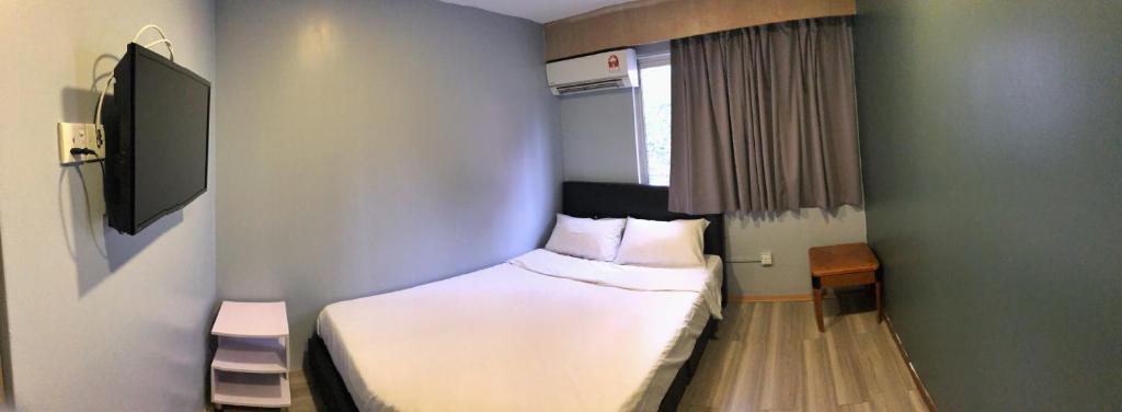 Town View Hotel