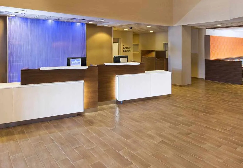Lobby & Reception