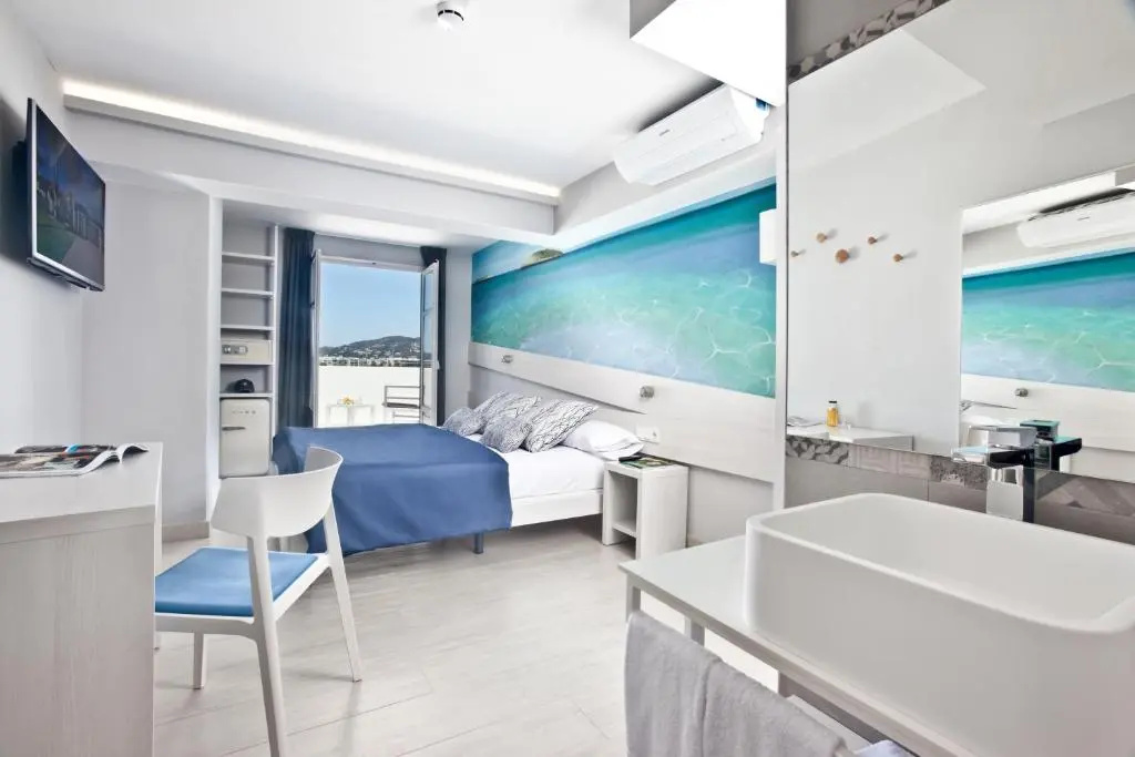 Ryans La Marina - Chambres