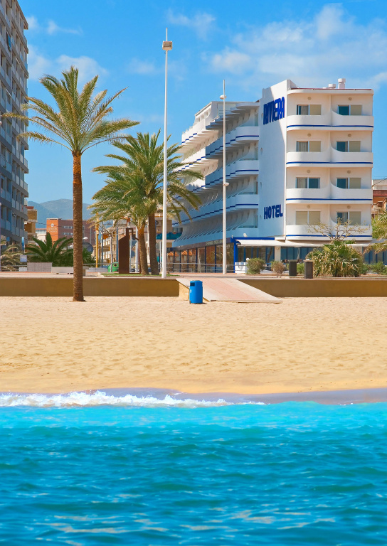 Beach & Waterfront