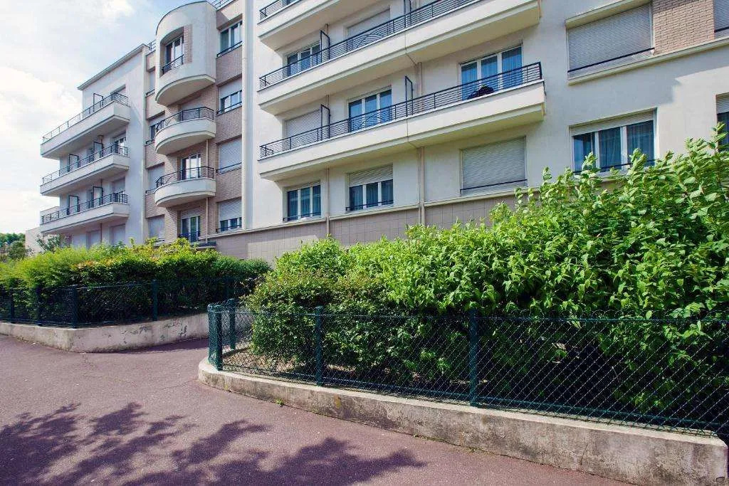 Voir la photo 1 — Séjours & Affaires Paris Nanterre
