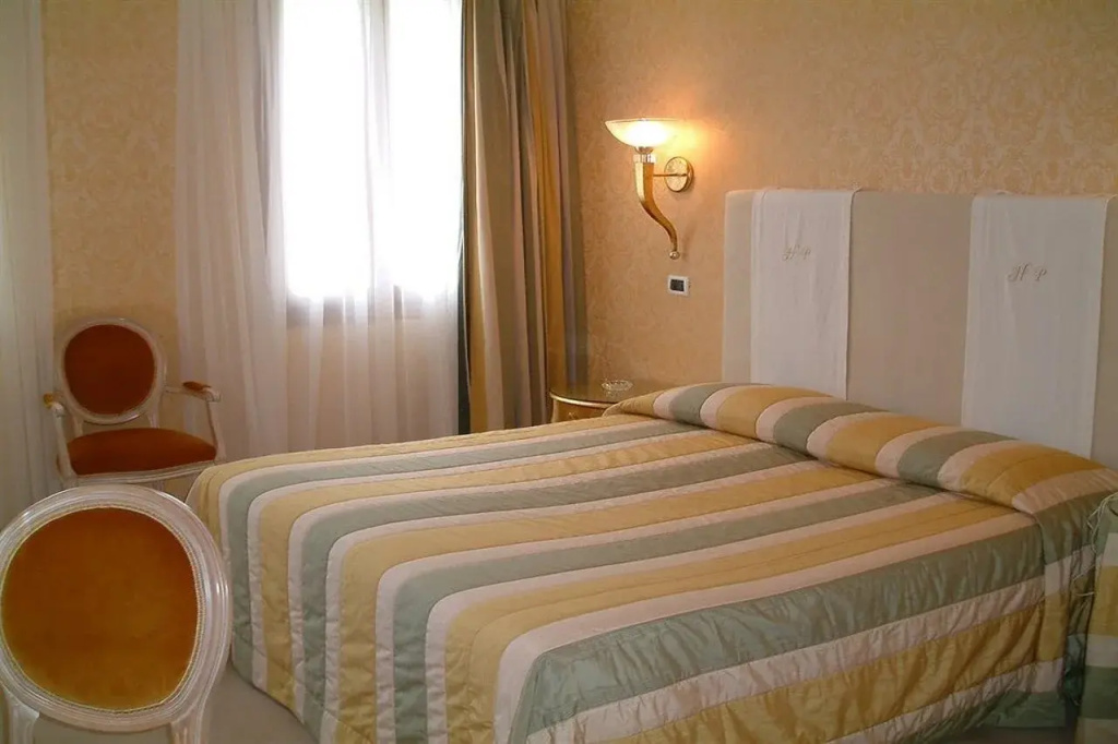 Hotel photo 40