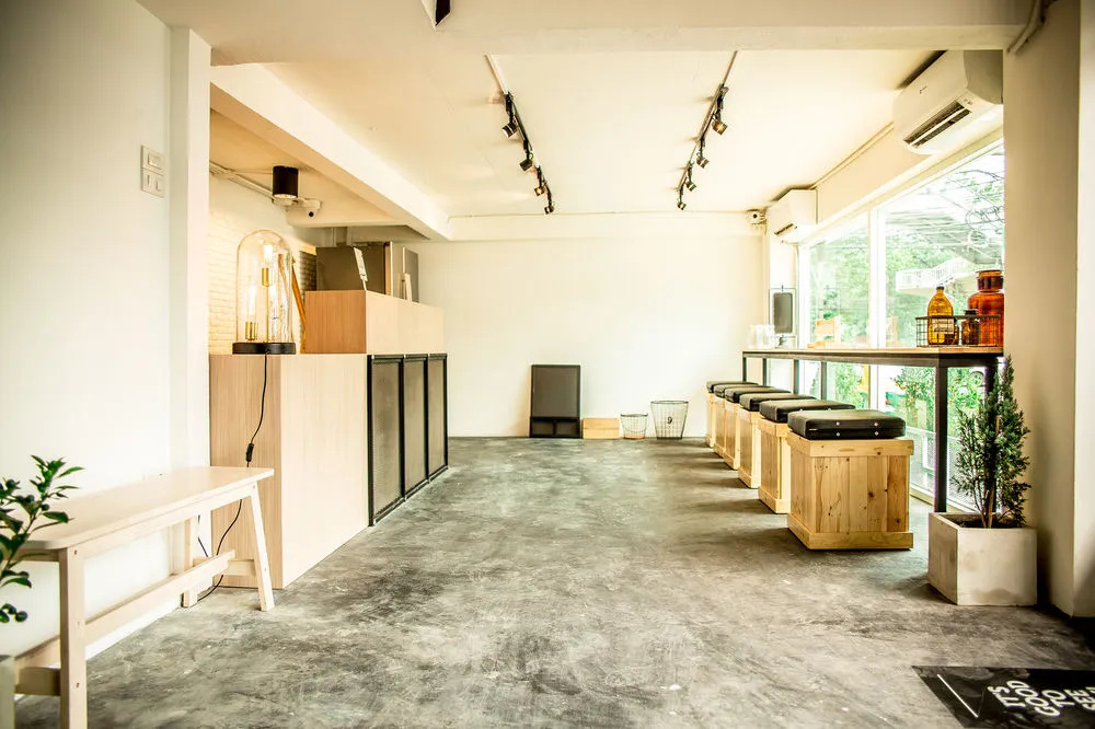 Lobby & Reception