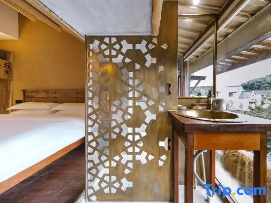 Standard Sextuple room