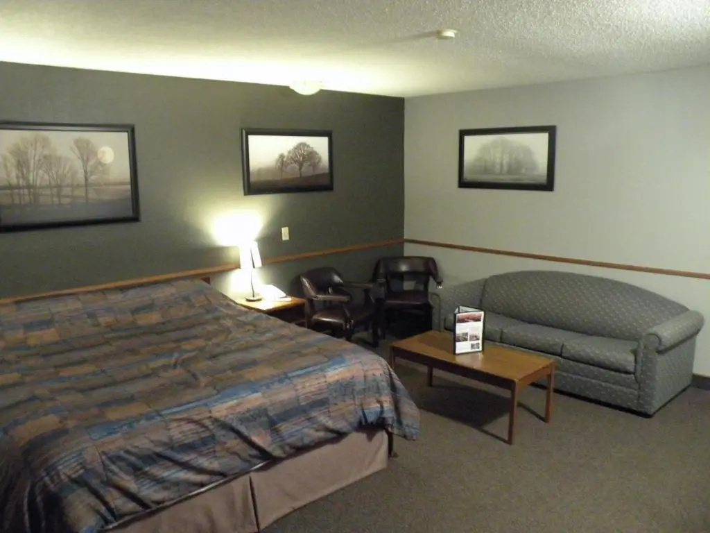 Deluxe Double room (full double bed)
