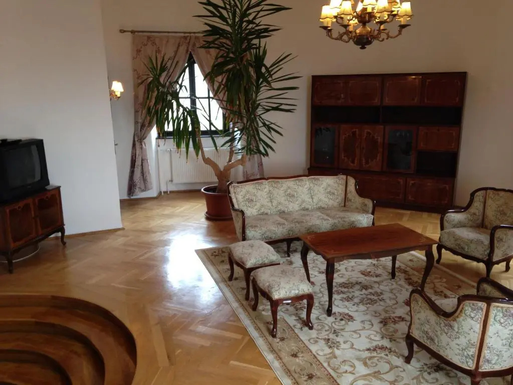 István Király Szálló - Chambres