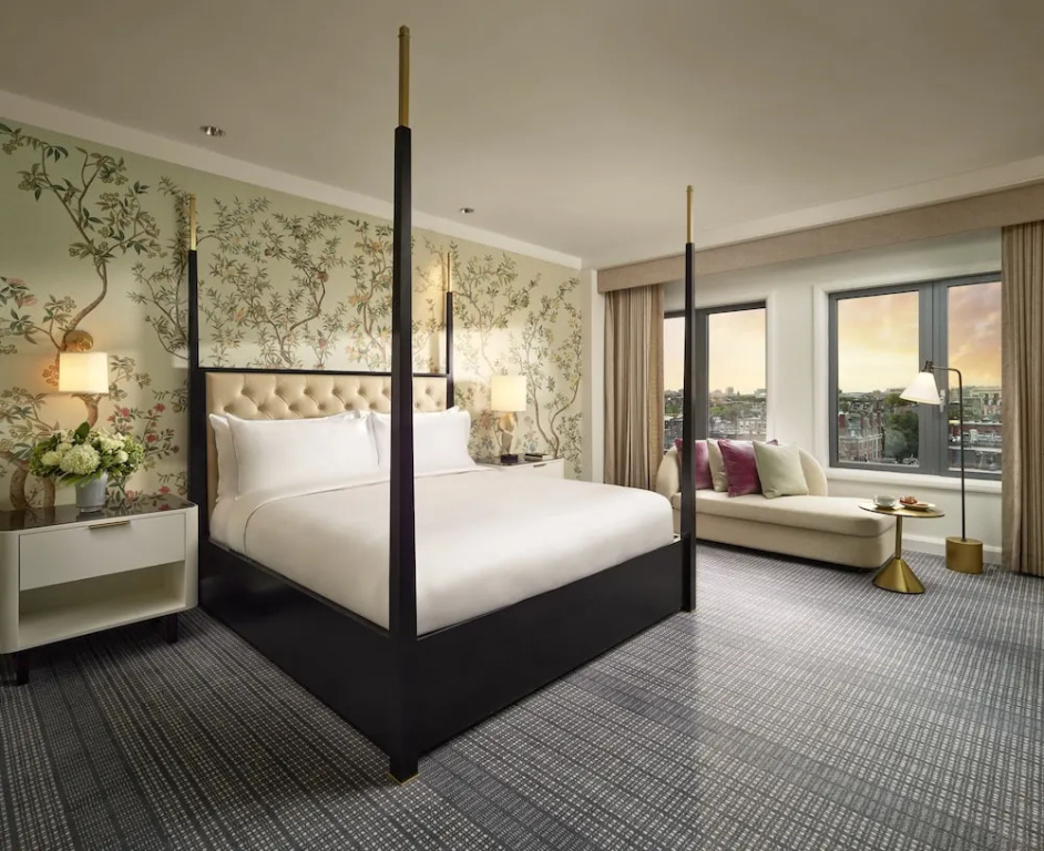 Presidential Double Suite (full double bed)