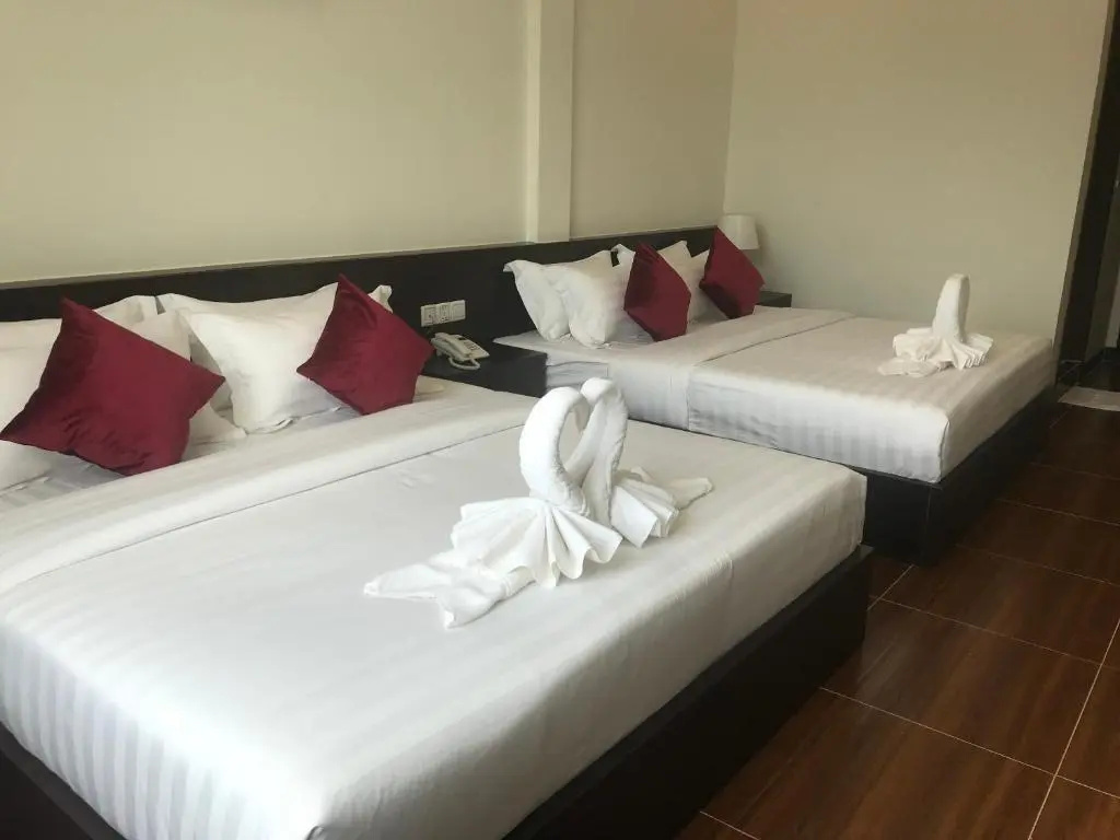 Deluxe Double room (twin beds)