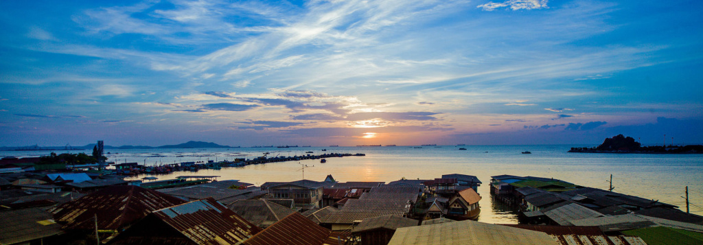 Beach & Waterfront