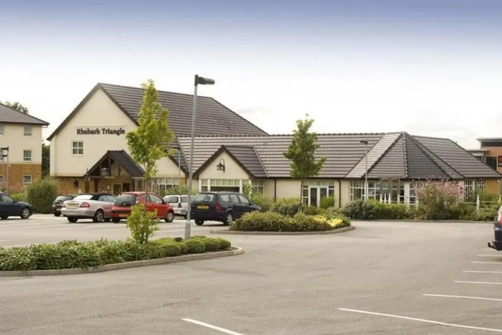 Premier Inn Wakefield City North - Général