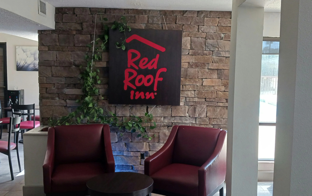 Red Roof Inn Moss Point — 2